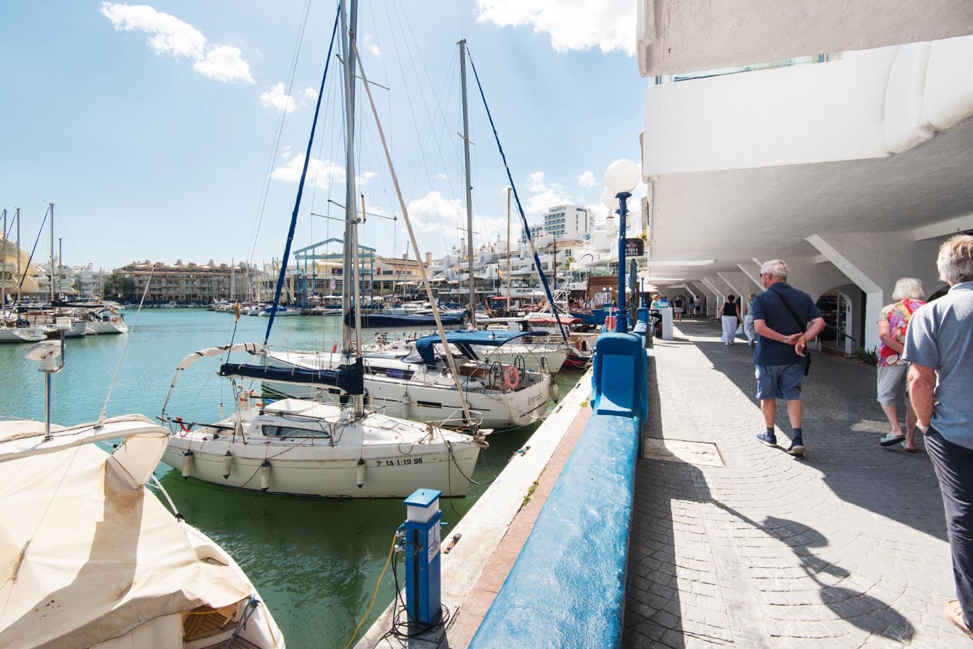 Apartmento En La Pequena Venecia, Puerto Marina Benalmádena Eksteriør bilde