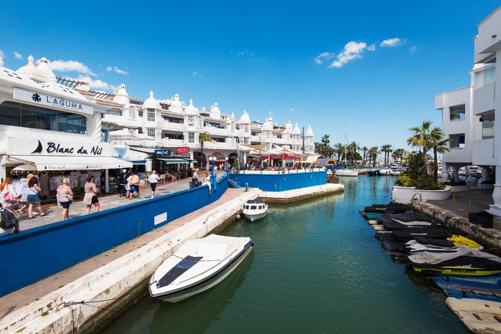 Apartmento En La Pequena Venecia, Puerto Marina Benalmádena Eksteriør bilde