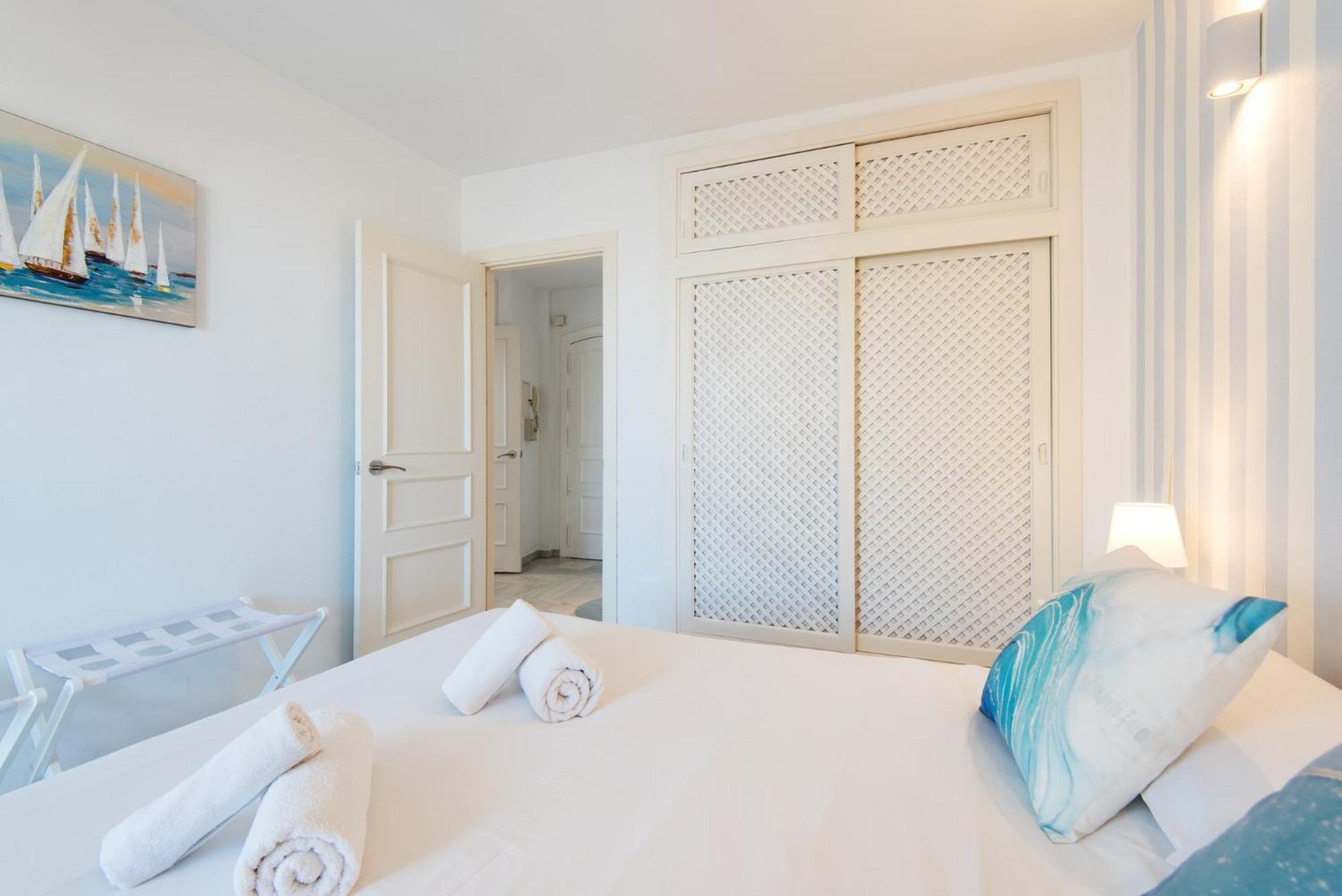 Apartmento En La Pequena Venecia, Puerto Marina Benalmádena Eksteriør bilde